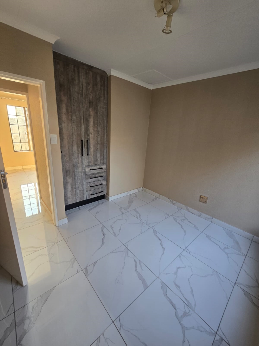 To Let 3 Bedroom Property for Rent in Cashan North West